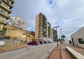 Paseo marítimo, a la altura de los edificios Olimpo.