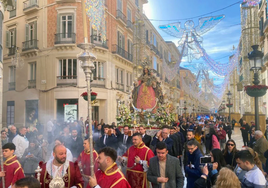 La Patrona de los Mártires, durante el rosario votivo del año pasado en calle Larios.