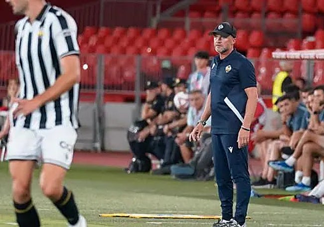 Dick Schreuder, entrenador del Castellón.