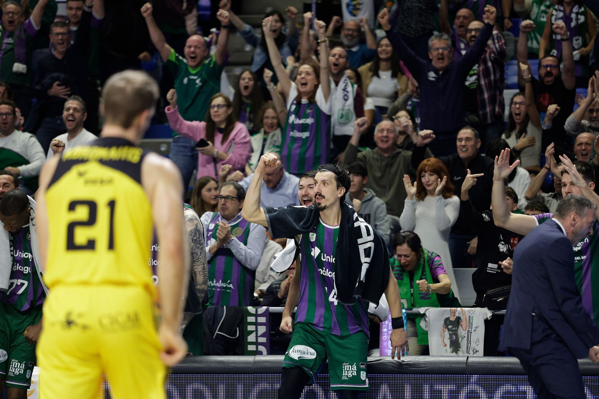 El Unicaja-Tenerife, en imágenes