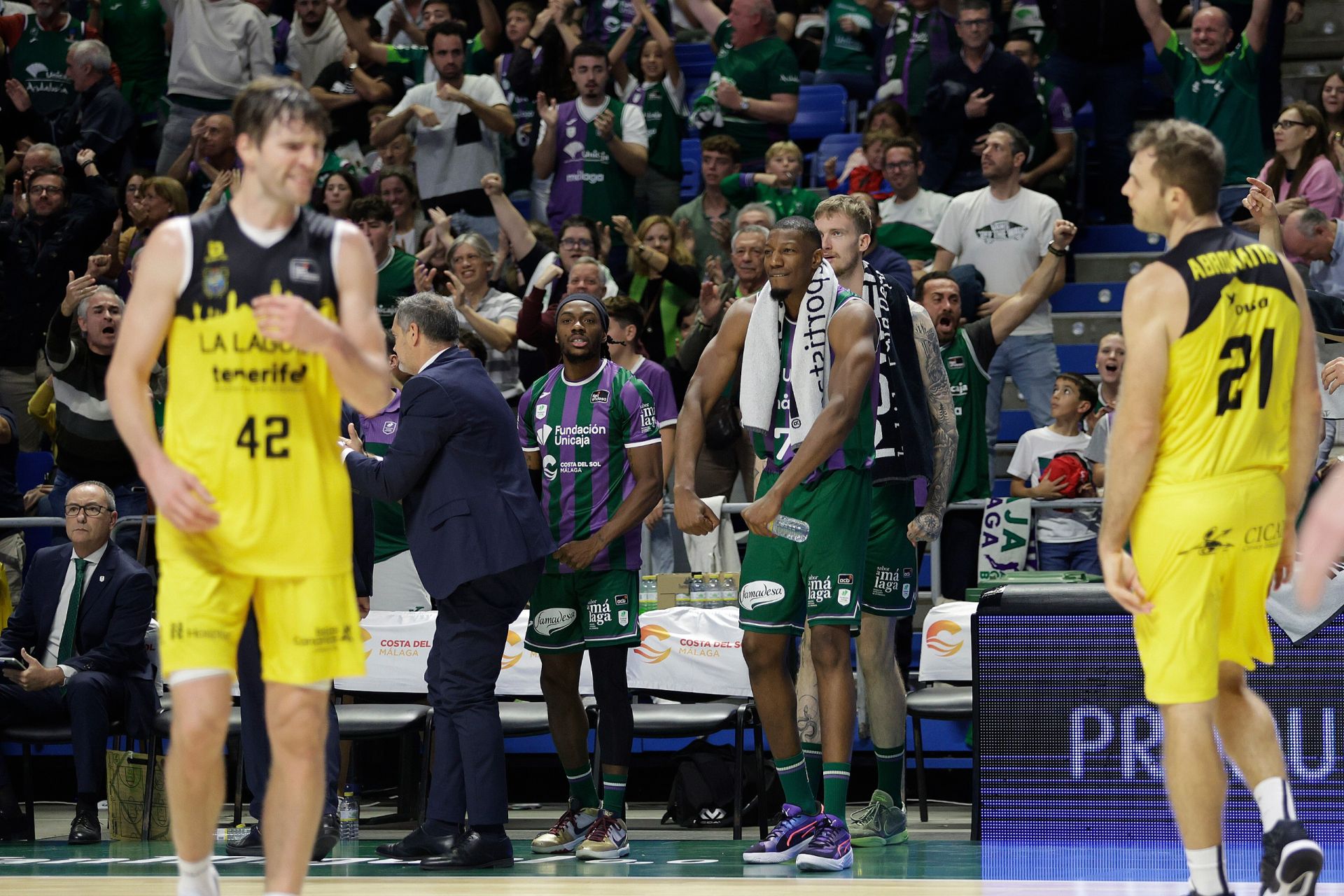 El Unicaja-Tenerife, en imágenes