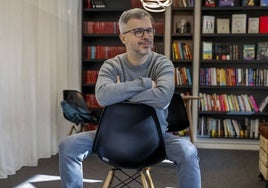 El escritor Juan Gómez-Jurado presentará el final de su saga en el Aula de SUR.
