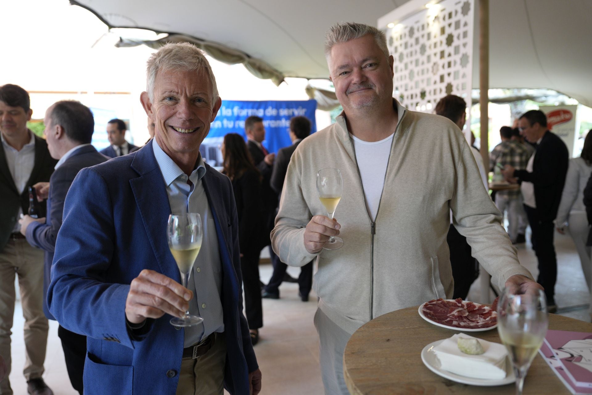 La presentación de la novena edición de la guía &#039;Quién es quién en la gastronomía de Málaga 2025&#039;, en imágenes