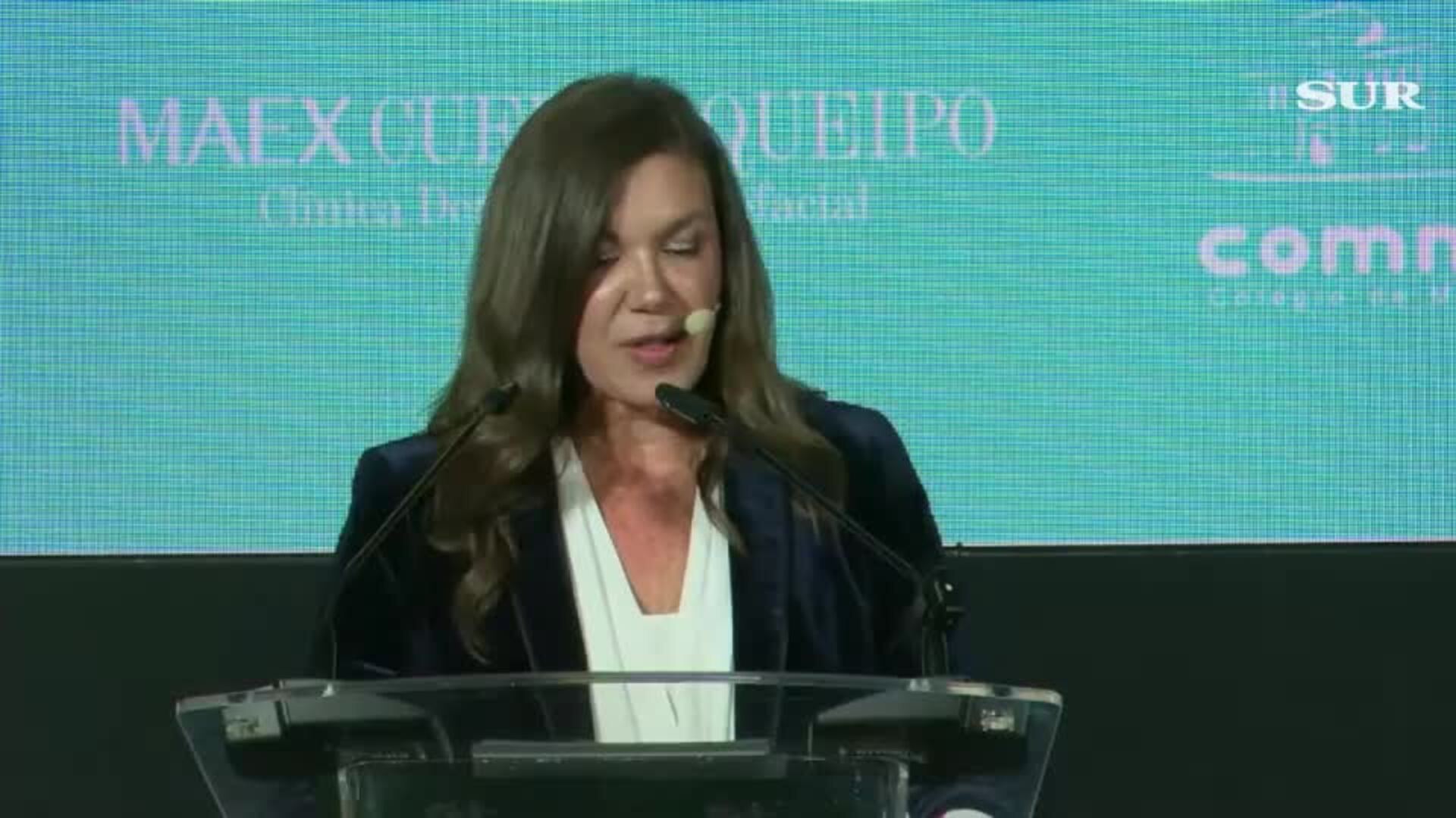 III Gala Salud es Más | Reconocimiento a Emilia Villegas, jefa del servicio de ginecología y obstetricia del Hospital Vithas Málaga y Vithas Xanit internacional