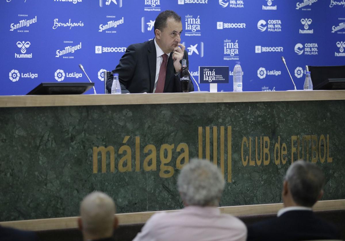 José María Muñoz, en la sala de prensa de La Rosaleda.