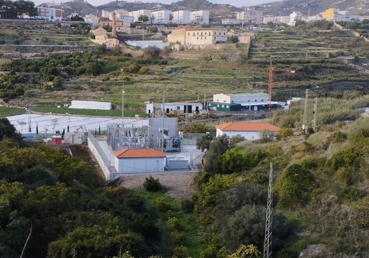 Imagen de la nueva subestación eléctrica que se está construyendo en Torrox.