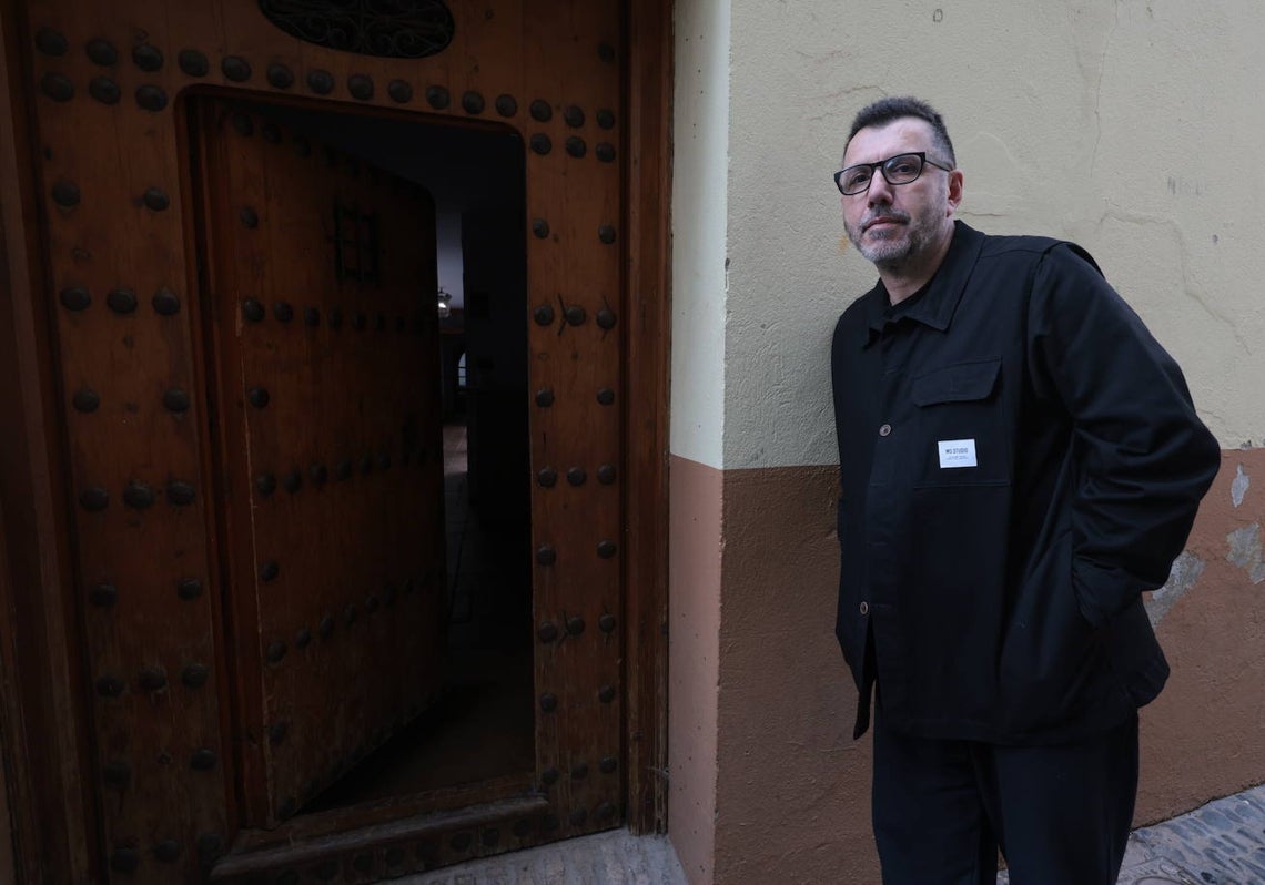 Alberto Fuguet está escribiendo una novela ambientada en la Expo 92 de Sevilla.