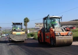 Asfaltado de la carretera MA-3304.