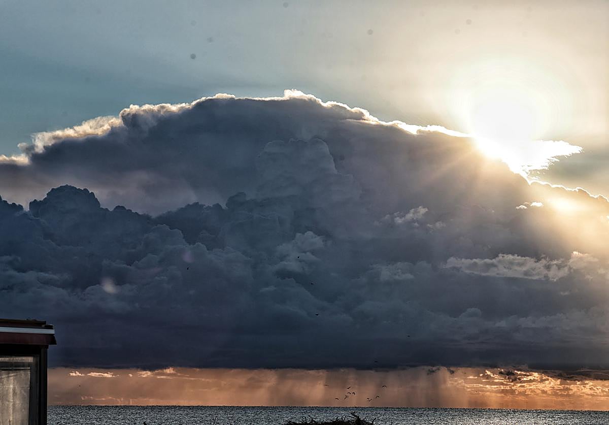 Aspecto de los cielos en Málaga, este miércoles.