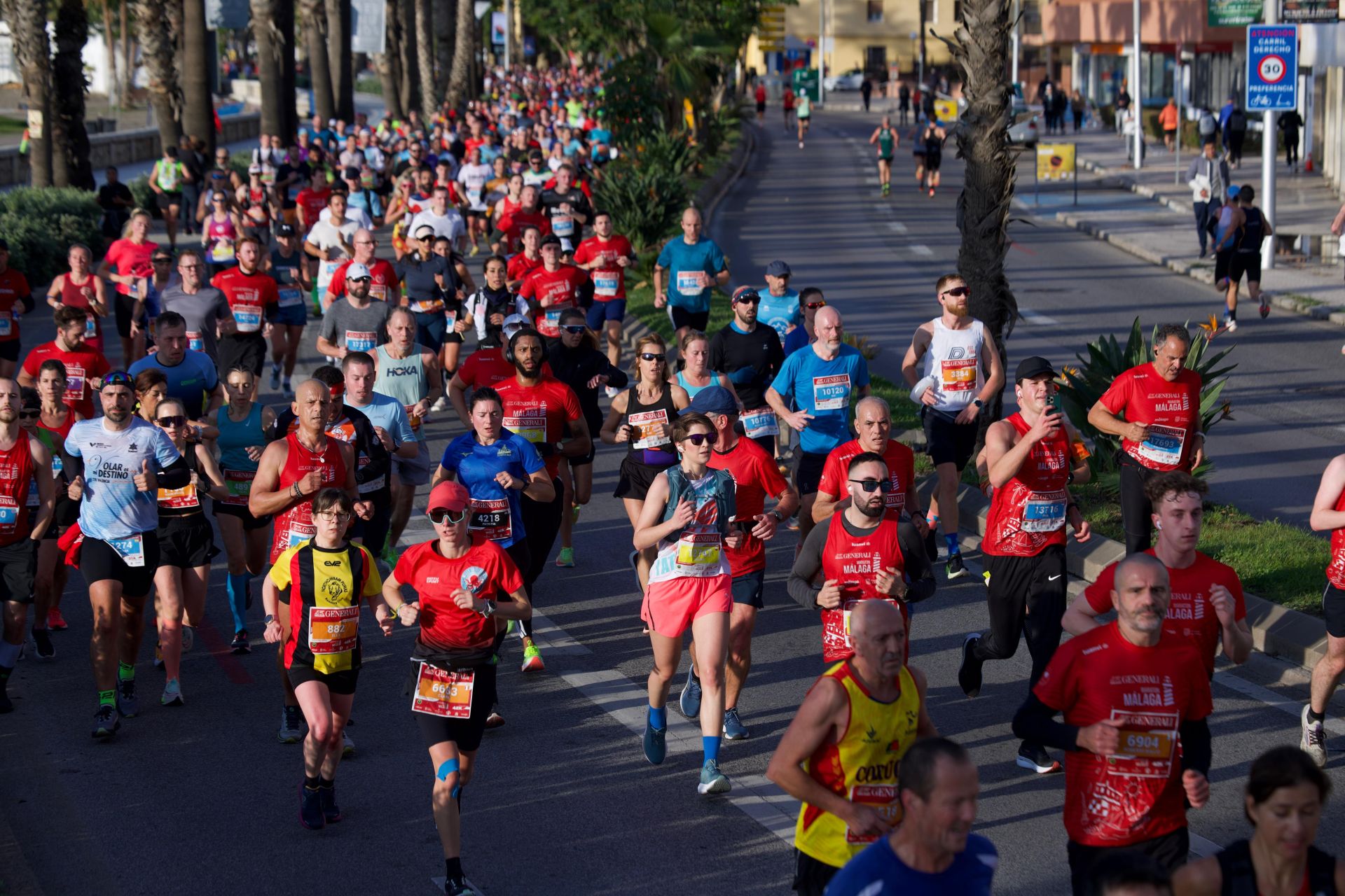 Las mejores imágenes del Generali Maratón de Málaga 2024