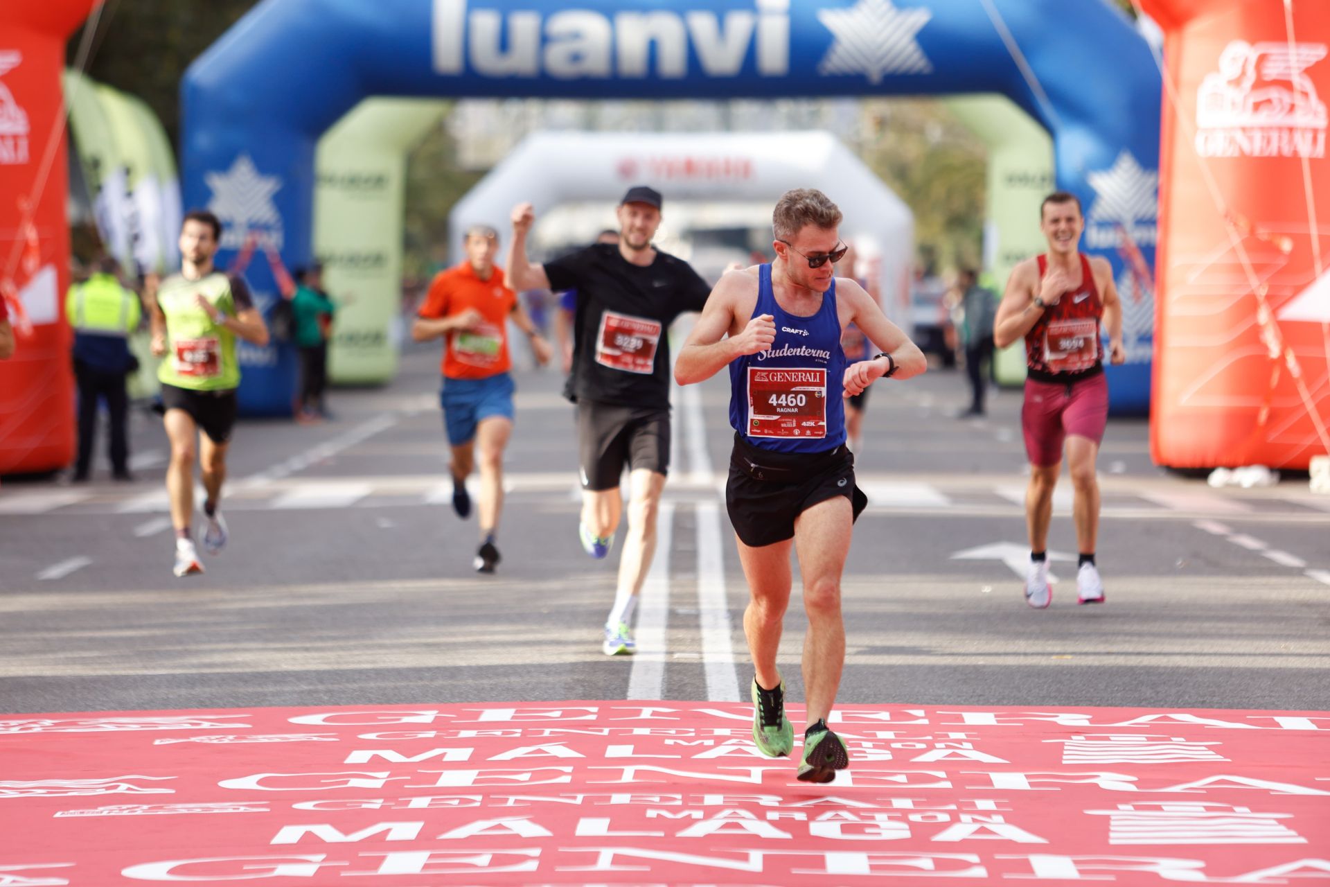 Las mejores imágenes del Generali Maratón de Málaga 2024