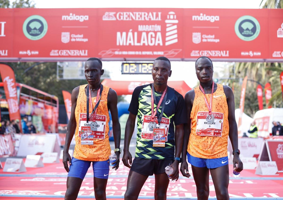 Imagen secundaria 1 - El keniata Vincent Kipkorir, nuevo rey de un Generali Maratón de Málaga sin récord