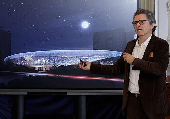 El arquitecto Felipe Pich-Aguilera, en la presentación del diseño del Caixaforum Málaga.