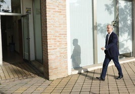 Citan al alcalde de Estepona en enero en una causa abierta por presunta malversación