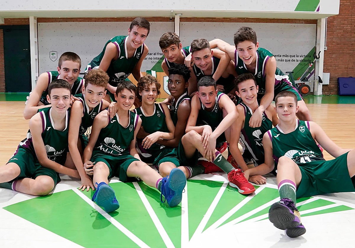 Manu Trujillo, Guillermo del Pino y Mario Saint-Supéry jugaron la Minicopa en 2020 y han debutado con la primera plantilla del Unicaja.