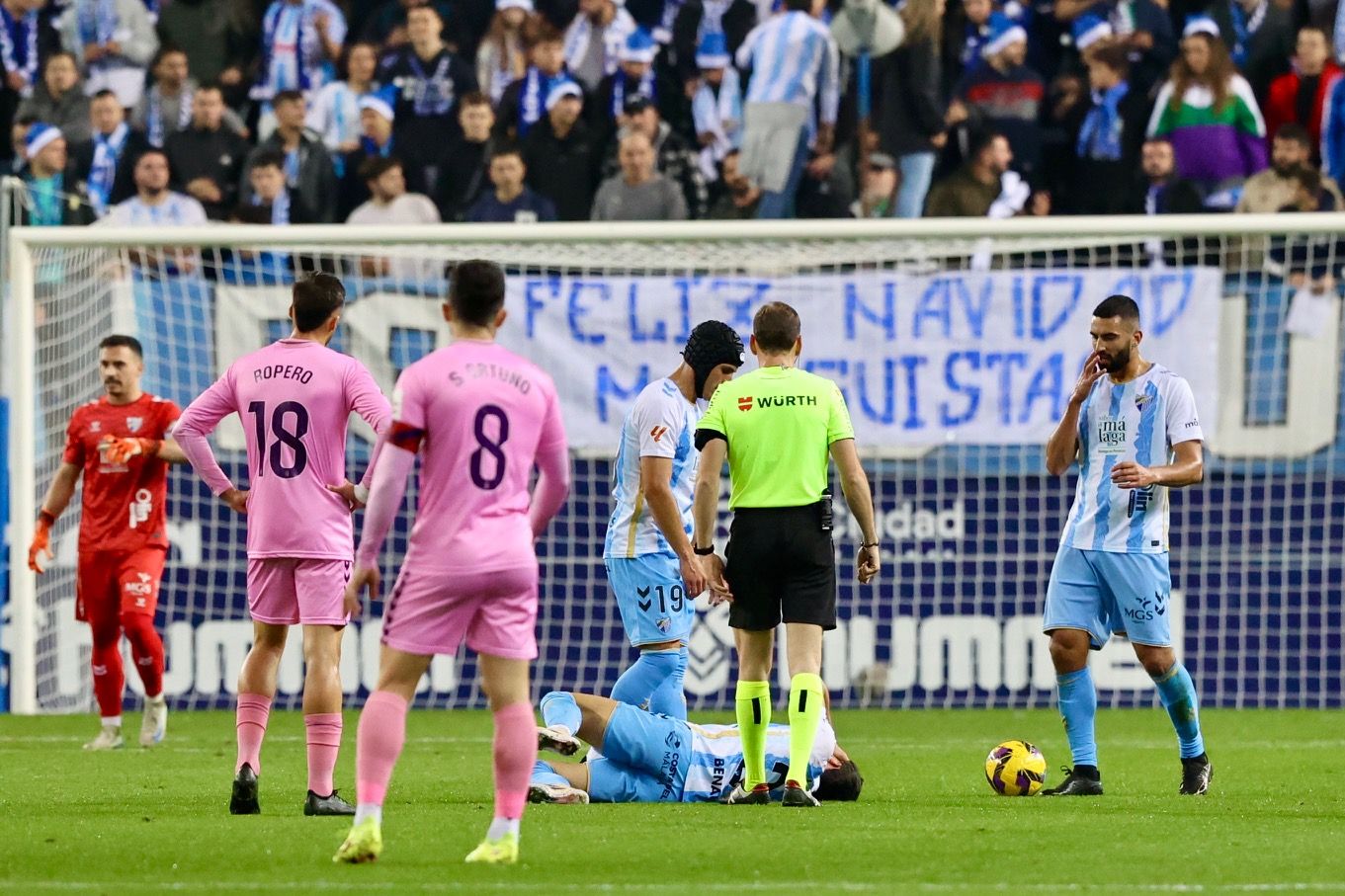 El Málaga - Eldense, en imágenes