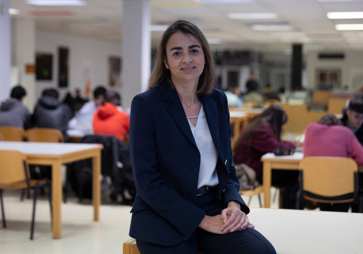 Elena Bárcena, en la Facultad de Ciencias Económicas y Empresariales de Málaga.