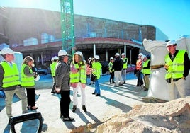 La consejera de Desarrollo Educativo, María del Carmen Castillo, en las obras del Conservatorio de Jaén.