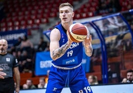 Luka Samanic, durante un partido con el Cibona este mes.