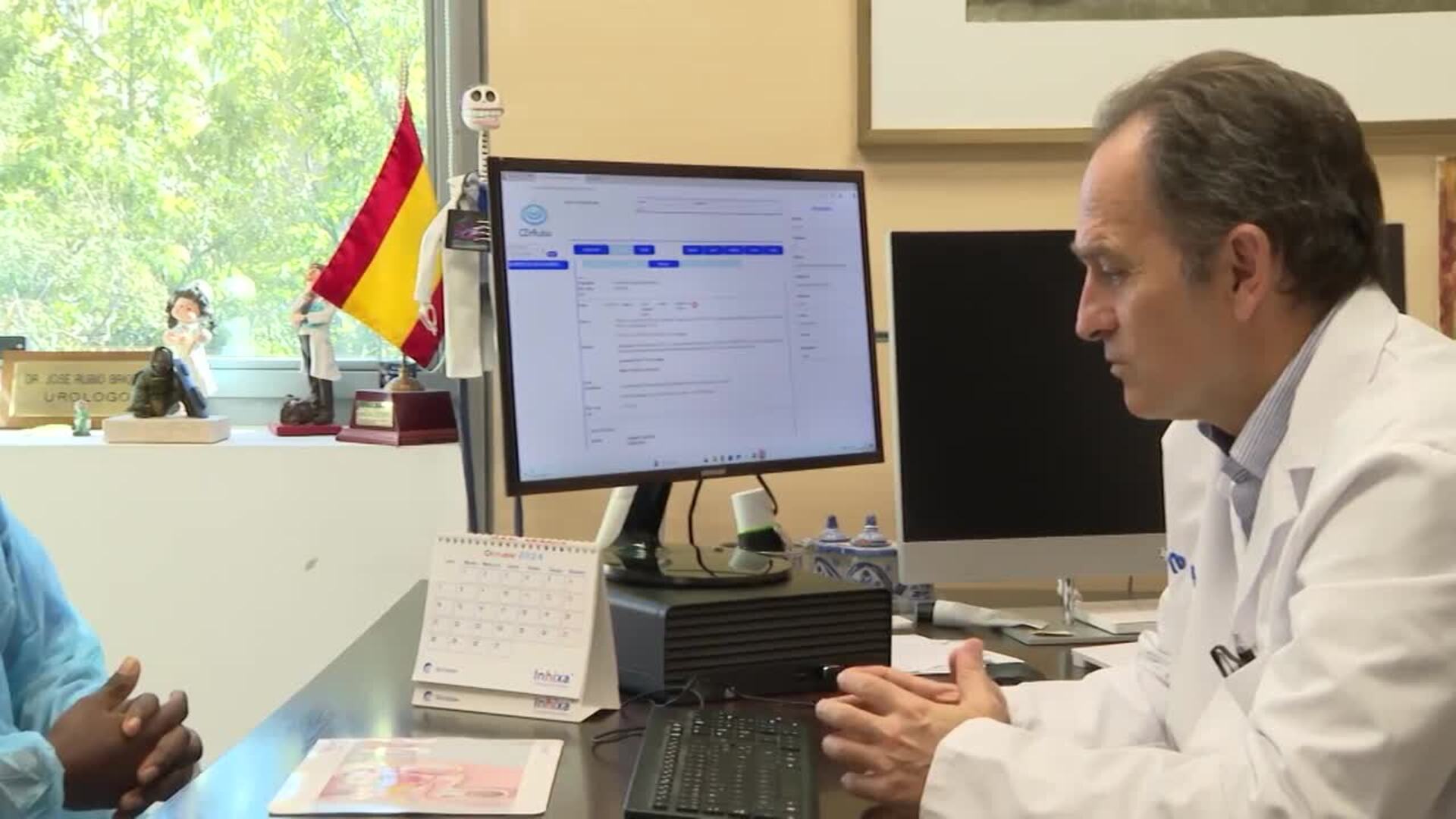 Surg For All, ONG que forma a sanitarios de África: "Emociona ver cómo adaptan lo aprendido"
