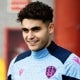 Imagen principal - Lateral derecho ya codiciado por clubes de la élite, saltó al primer equipo del Levante la pasada campaña, y desde el final de ella y en esta se ha vuelto indiscutible. Tiene una influencia ofensiva enorme, y no en vano totaliza dos goles (uno en la última jornada, ante el Huesca) y tres asistencias. A sus 21 años, puede tener los meses contados en Valencia si su equipo no asciende.