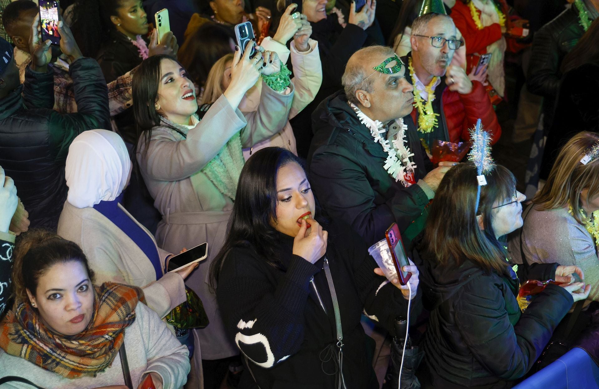 Así despidieron los malagueños el 2024 desde la plaza de la Constitución