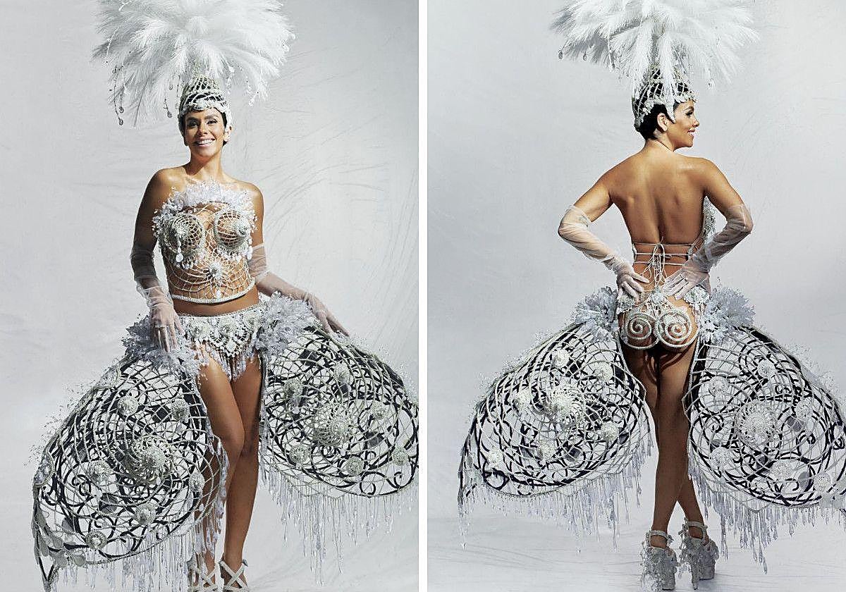 Cristina Pedroche sorprende con un vestido de 8.500 cristales de su leche materna