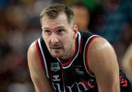 Zoran Dragic, en una imagen de esta temporada con el Surne Bilbao.