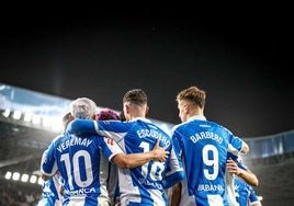 Los jugadores del Deportivo celebran uno de los tantos frente al Castellón.