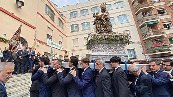 La Virgen de la Victoria, en su histórica entrada en el templo de la Divina Pastora.