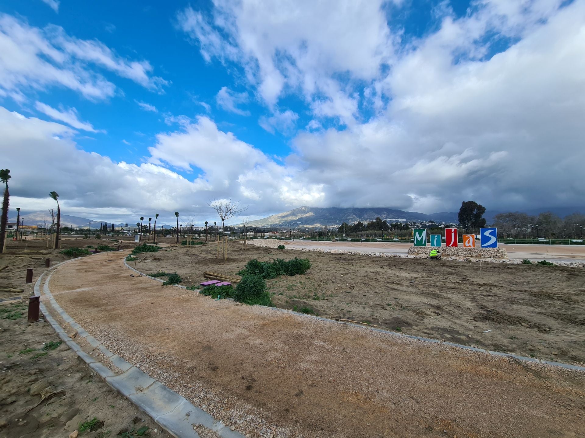 Los preparativos del Gran Parque de Mijas, en imágenes