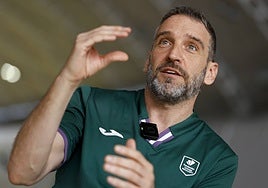 El Unicaja e Ibon Navarro han ampliado su vínculo y seguirán juntos.