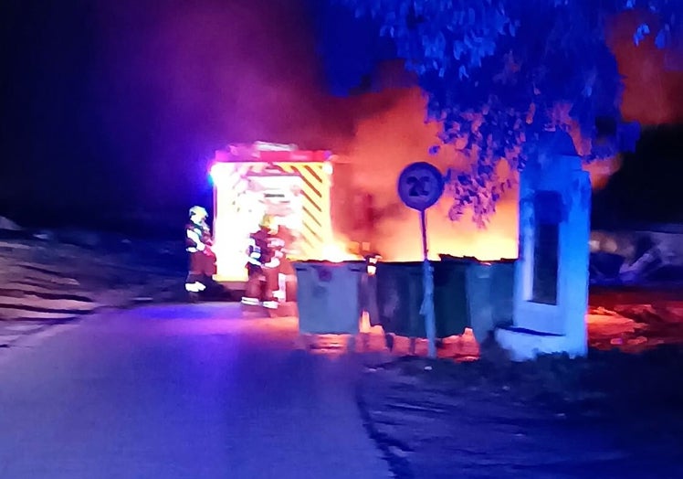 El incendio que sucedió en Coín durante la madrugada.