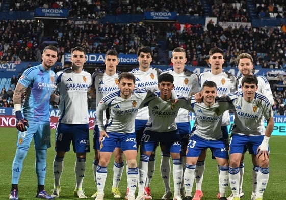 El último once del Zaragoza, frente al Tenerife en La Romareda.