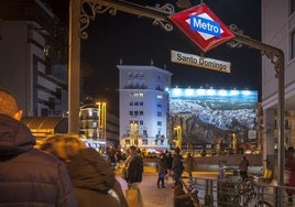 En Madrid, también se ha apostado por el 'street marketing', con una gran lona para promocionar el Camino del Desfiladero del Tajo.