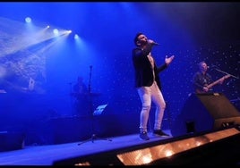 El cantante malagueño Paquito Carmona, durante un concierto.