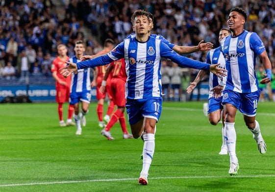 Iván Jaime celebra un gol de esta temporada.