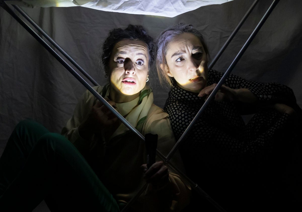 Ana Janer y Carmen Baquero, en 'La Casa de Sorora'.