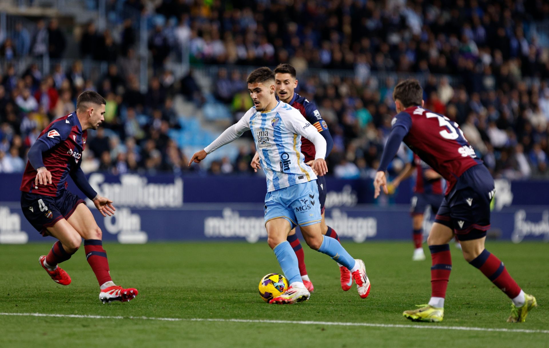 Las mejores imágenes del Málaga-Levante