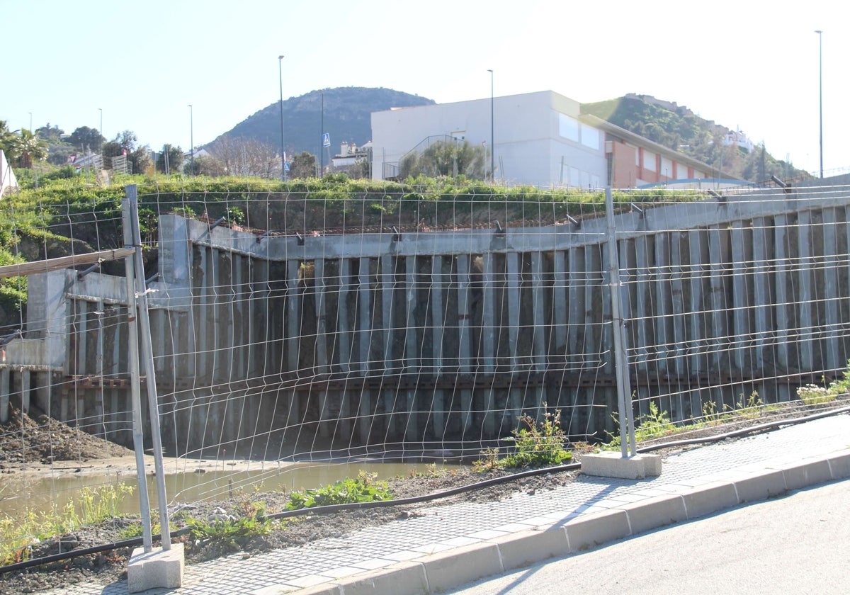 Así se encuentra actualmente la obra del cuartel de la Guardia Civil en Cártama.