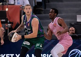 Osetkowski, durante el partido contra el Joventut.