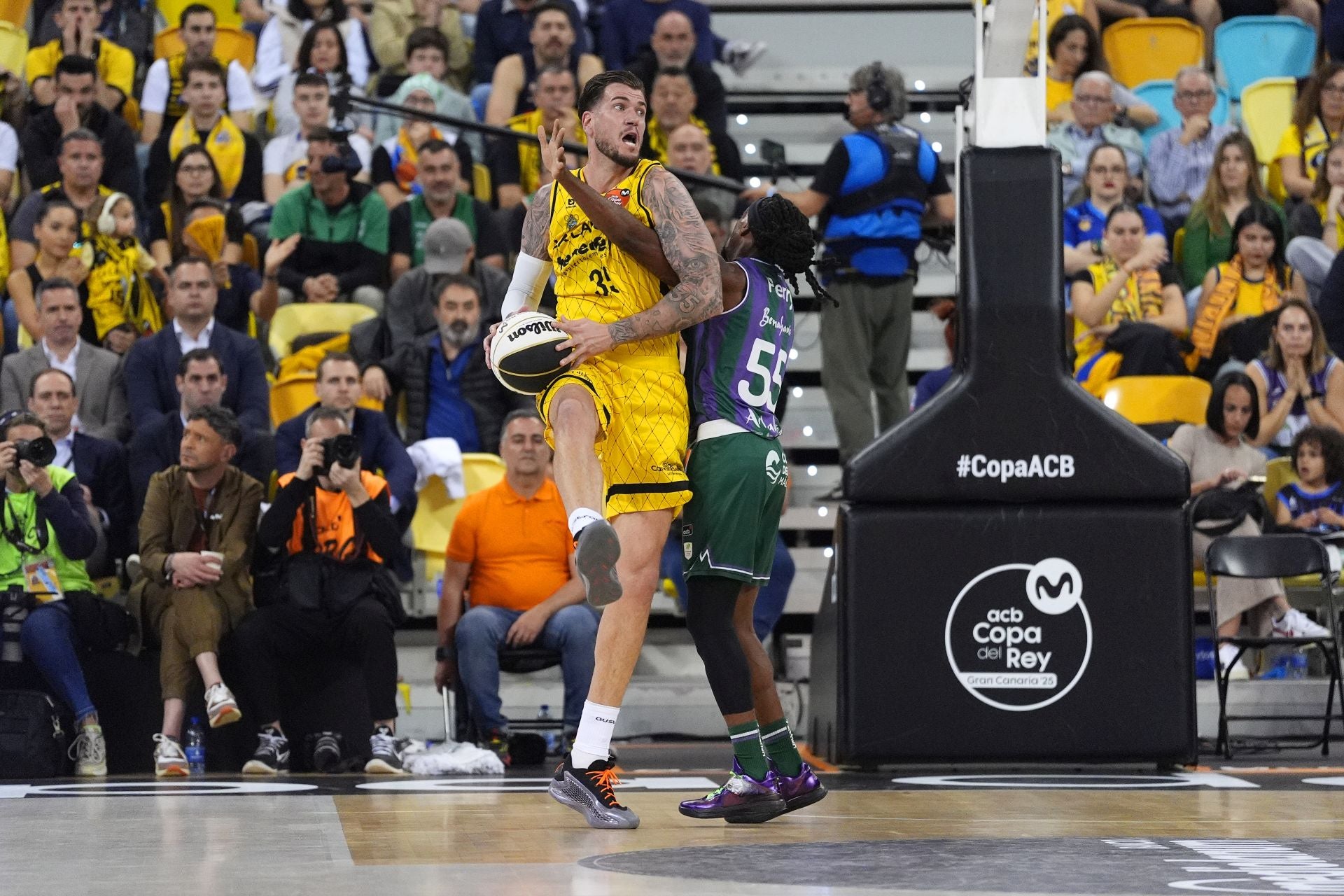 El Unicaja - La Laguna Tenerife, en imágenes