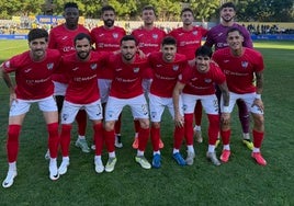 El once inicial del Estepona en Orihuela.