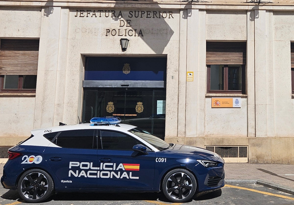 Capturan en Murcia a un delincuente, con más de 30 detenciones, buscado por un juzgado de Málaga