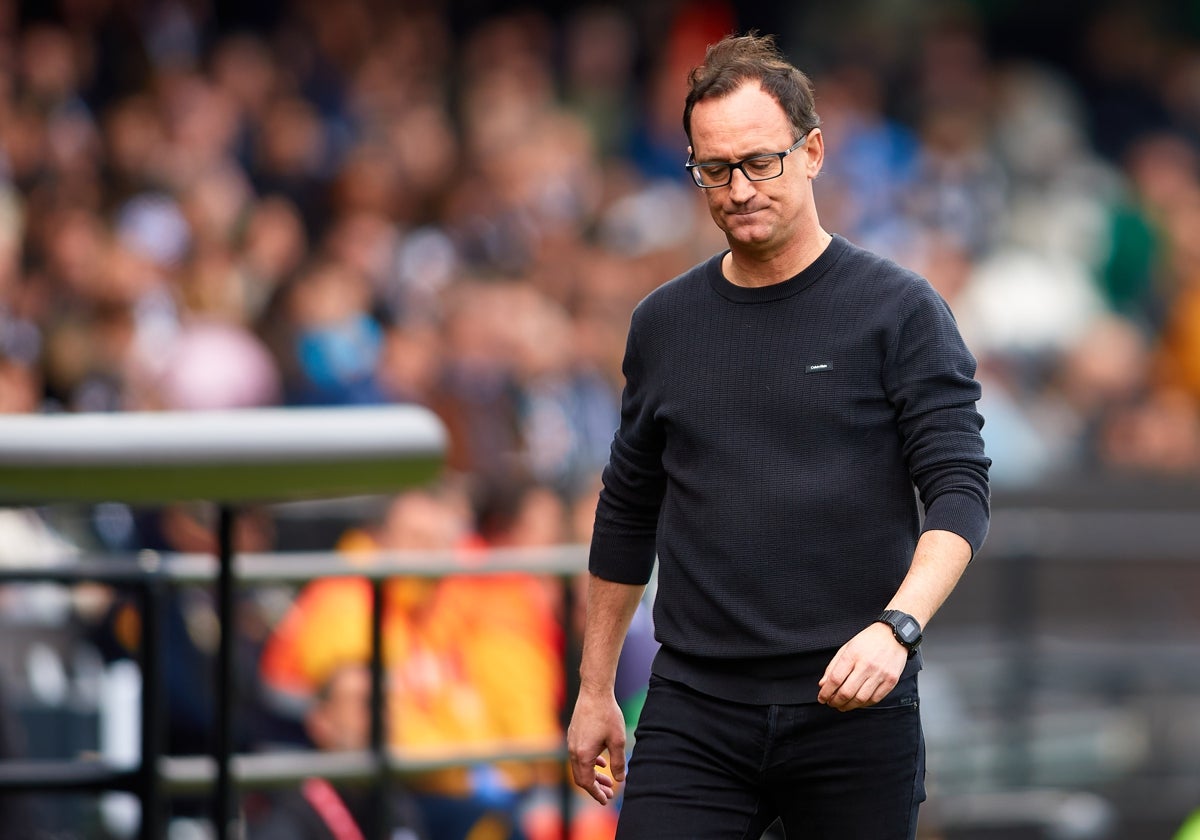 Joseba Etexeberria, destituido como entrenador del Eibar, ha sido el último cambio en el banquillo en Segunda División, esta misma semana.