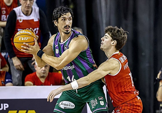 Djedovic y Saint-Supéry, durante el Manresa-Unicaja.