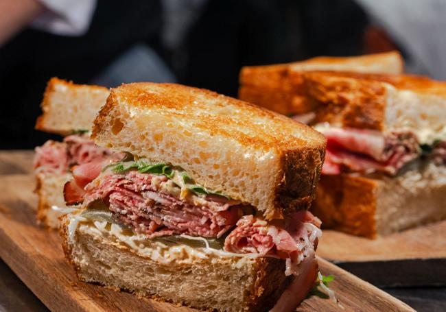 El bocadillo de pastrami de Tragatá