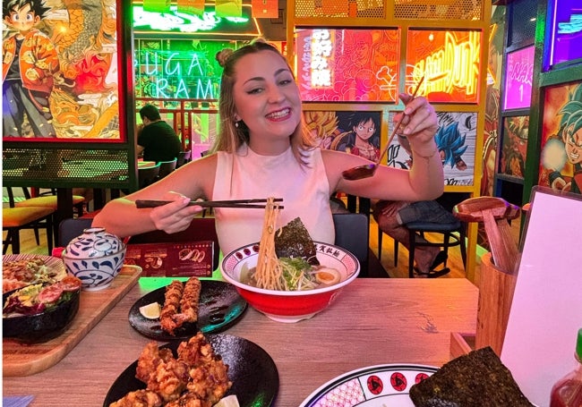 Paula Fernández, en un restaurante de Málaga.