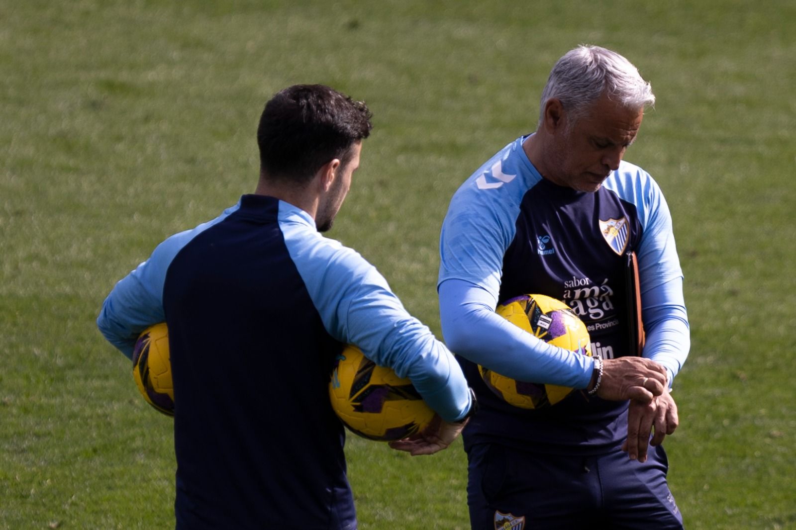 El entrenamiento del Málaga de puertas abiertas, en imágenes