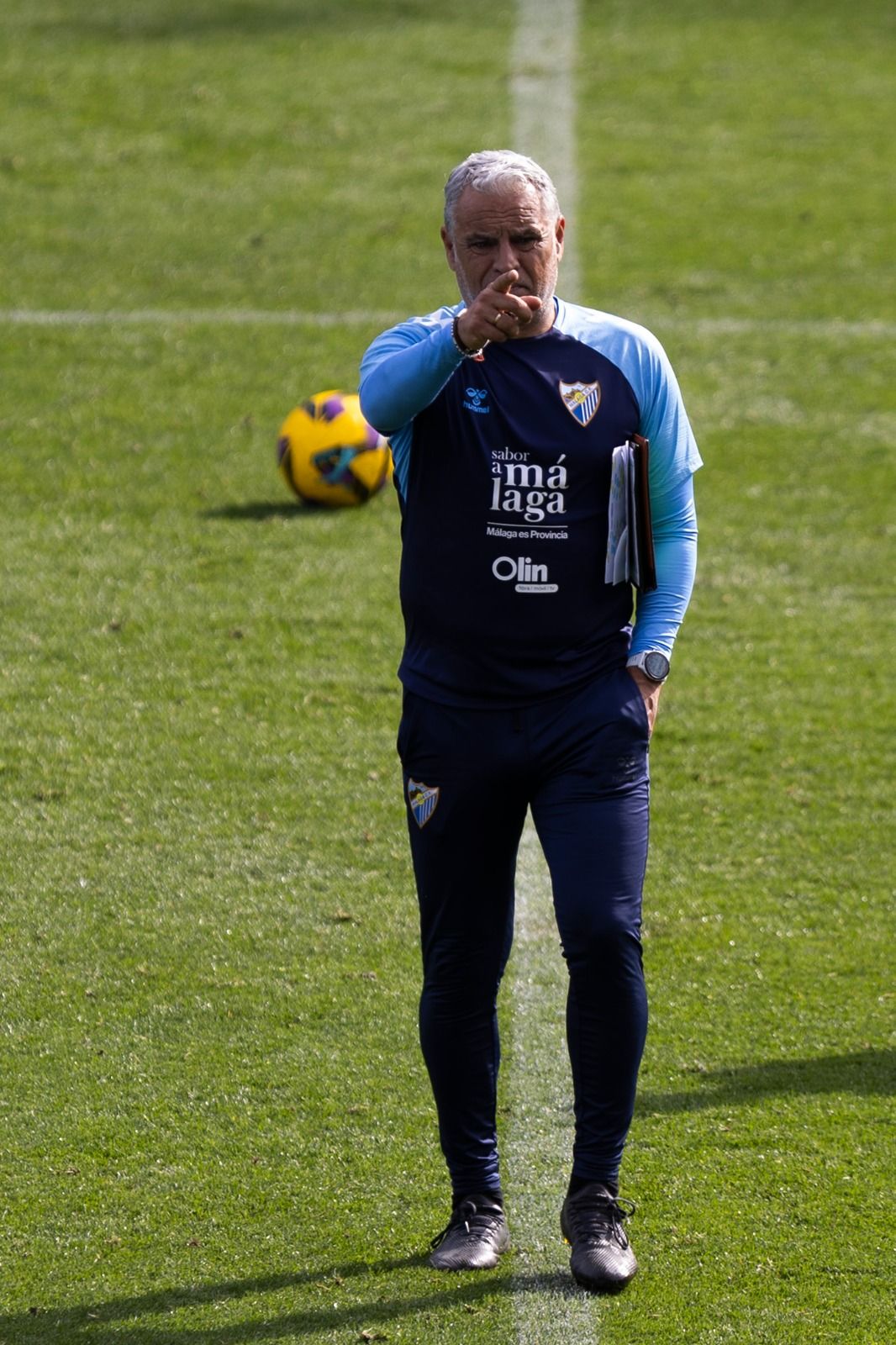 El entrenamiento del Málaga de puertas abiertas, en imágenes